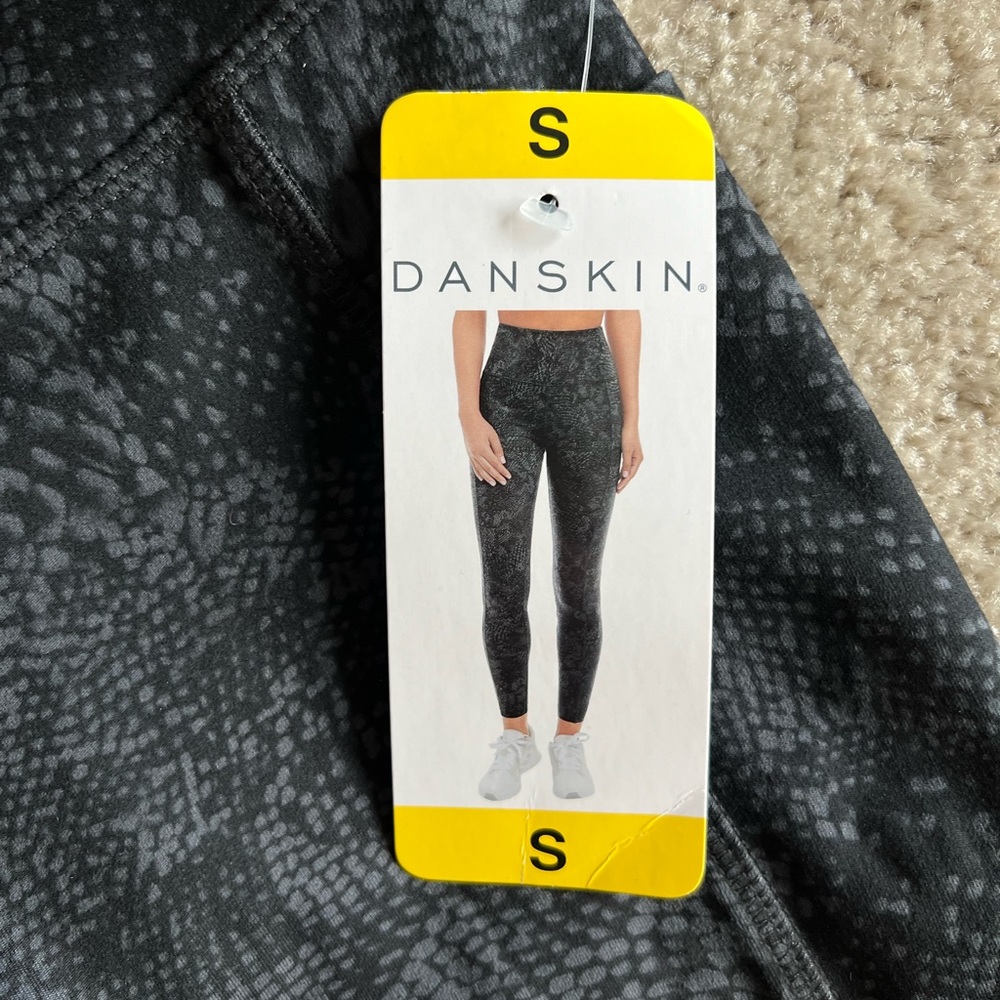 Danskin Workout Legging